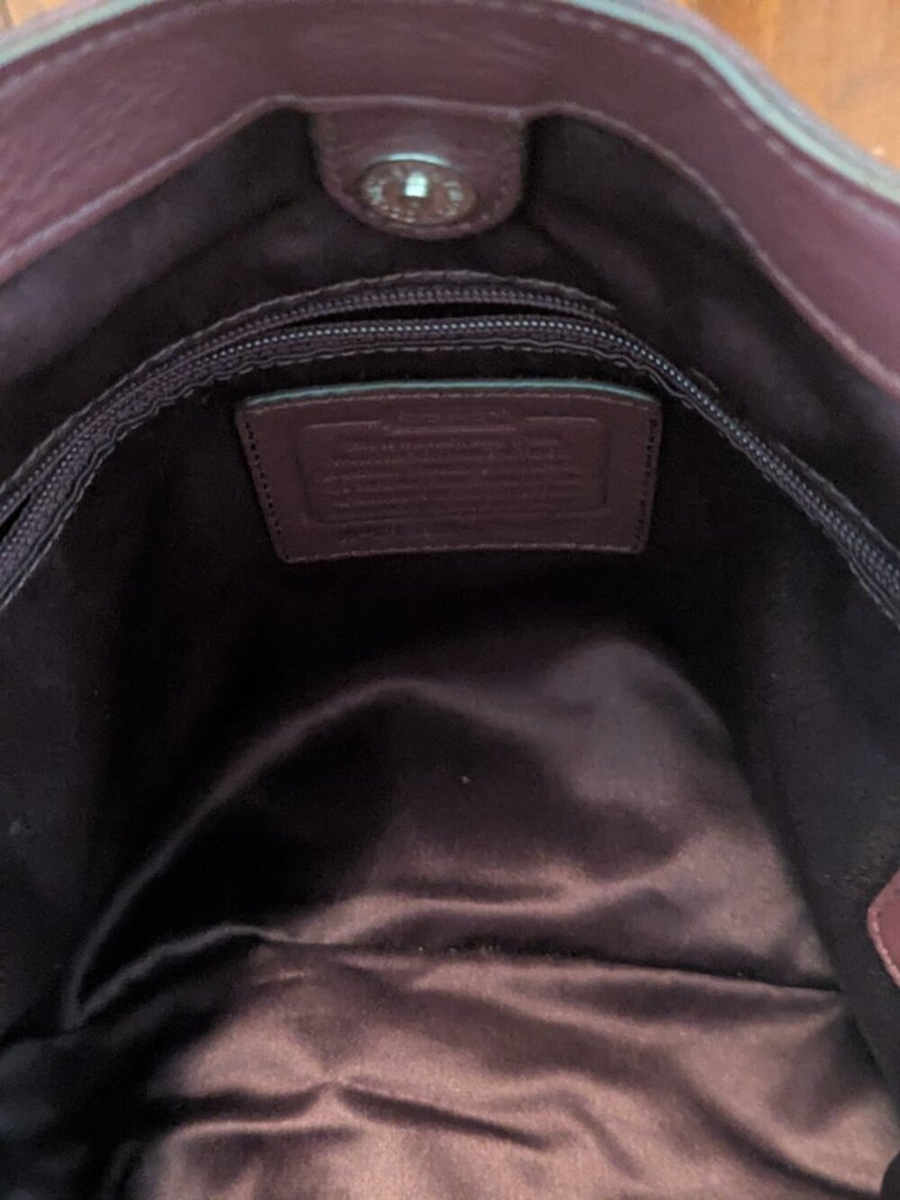 Coach Campbell F26245 Burgundy Signature Metallic Hobo Bag Burgundy - Picture 12 of 14